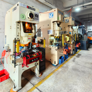 Pneumatic press machine (precision stamping machine)