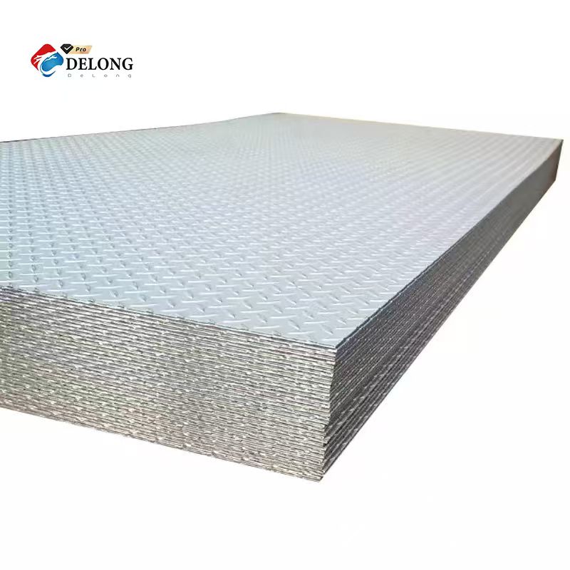 Stainless Steel Checkered Plate / Diamond Tread Anti Slip Plate 201 304 316L 1 Stainless steel checkered plate with diamond embossed anti-slip surface